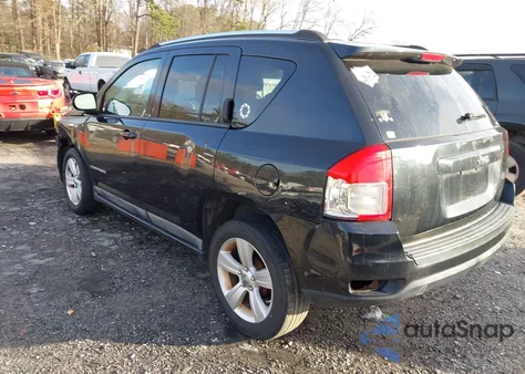 2011 Jeep Compass from USA, damaged, VIN 1J4NT1FB0BD142429